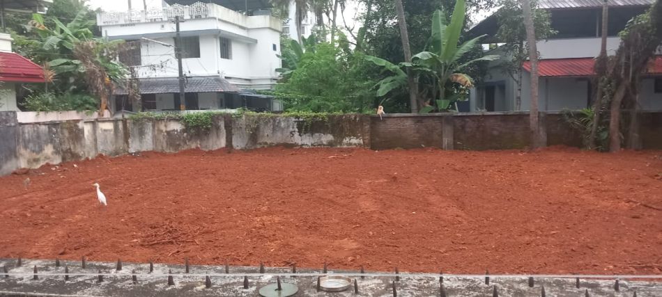 Commercial Land For Rent