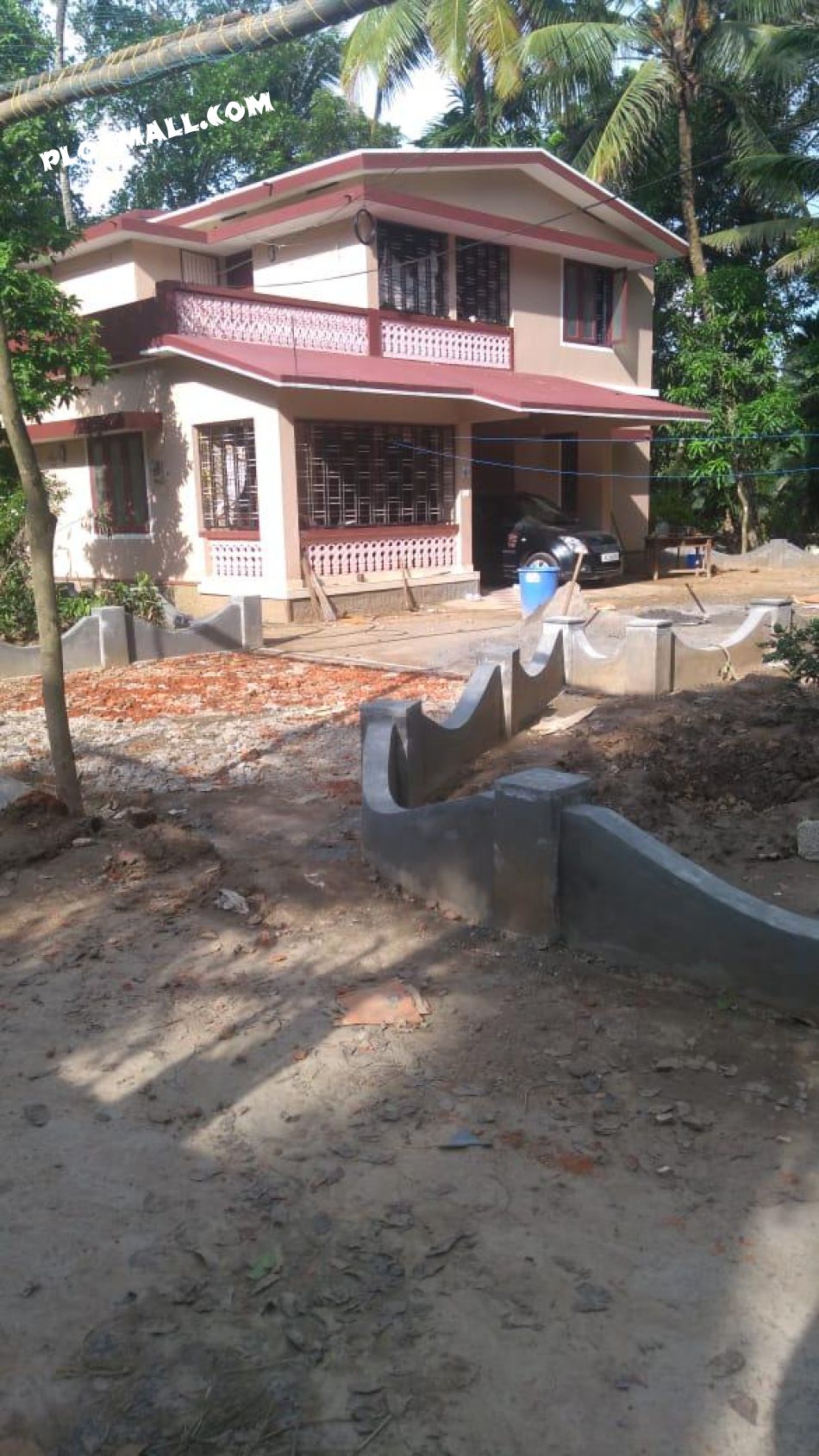 House / Villa For Sale