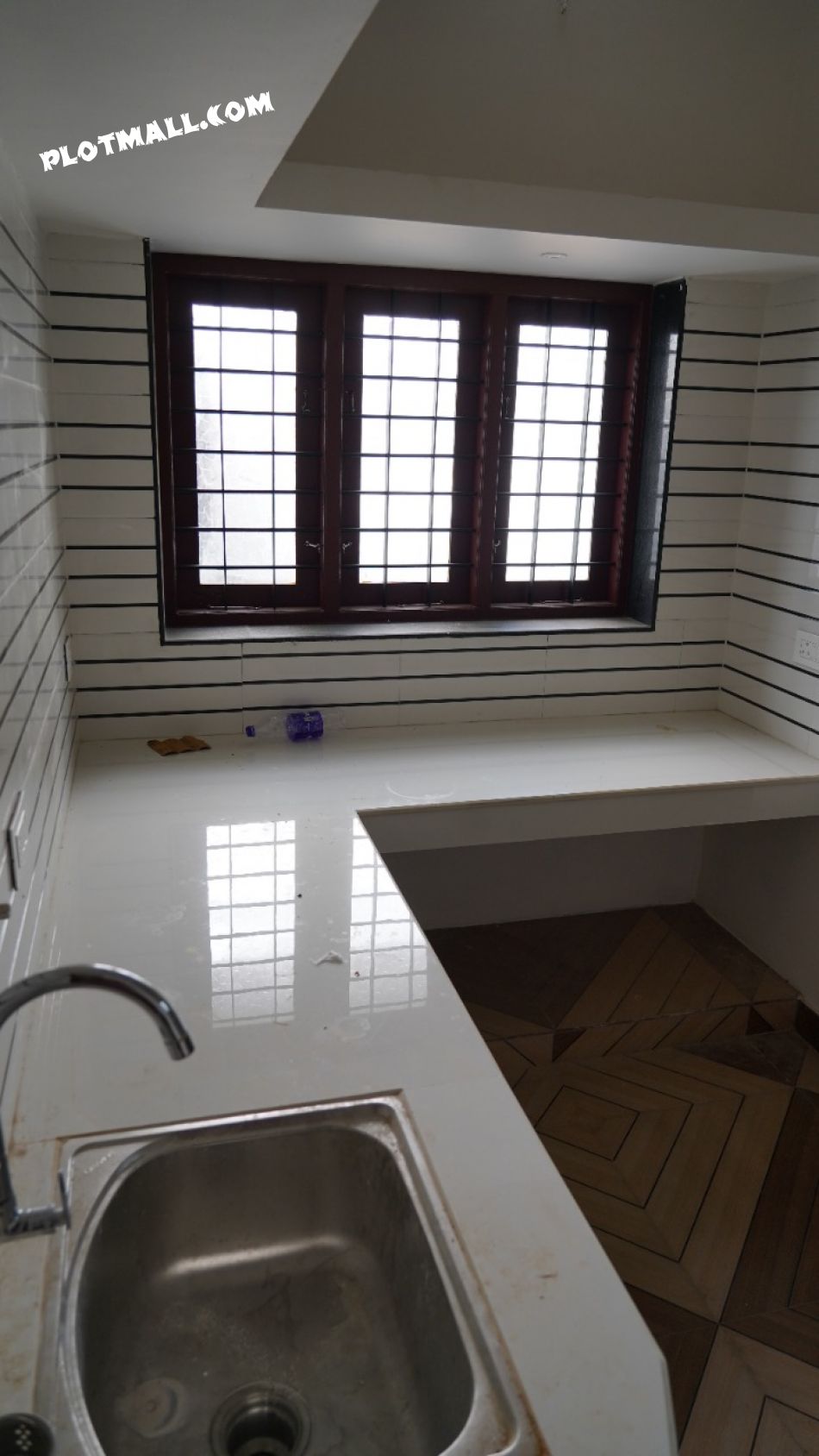 House / Villa For Sale