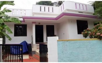 4.5 Cent House / Villa for Sale at Thrissur Budget - 3200000 Total