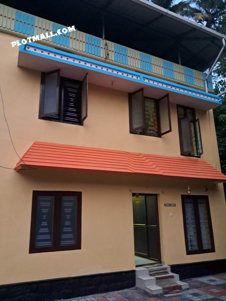 House / Villa For Sale