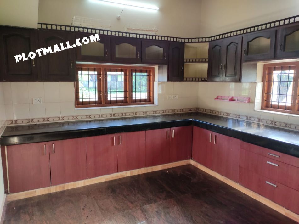 House / Villa For Sale