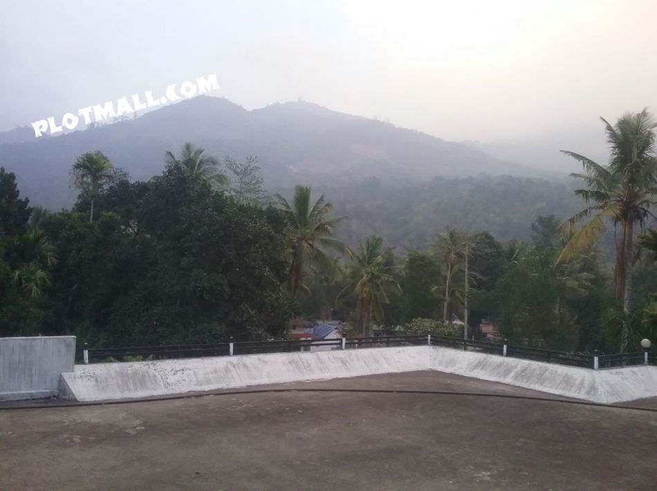 House / Villa For Sale