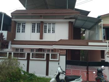 2000 Sq-ft House / Villa for Sale at Aluva Budget - 7200000 Total