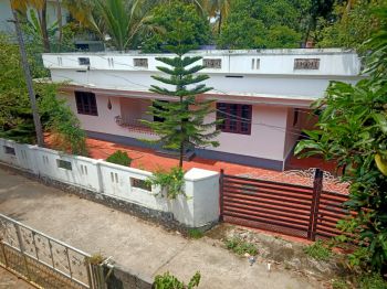 10 Cent House / Villa for Sale at Arimpur Budget - 5200000 Total