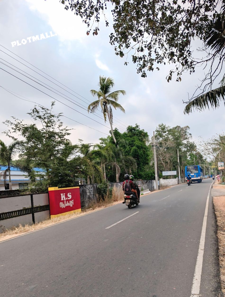 House / Villa For Sale