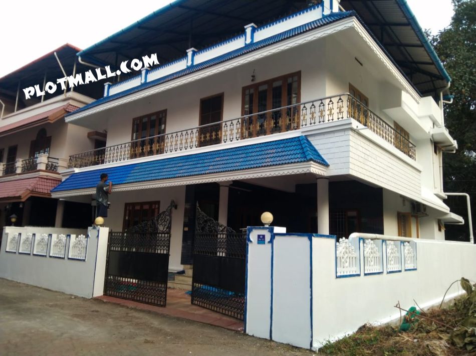 House / Villa For Sale