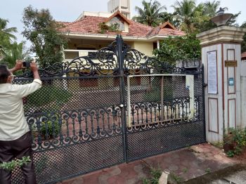 14.97 Cent House / Villa for Sale at Kidagoor Budget - 20500000 Total