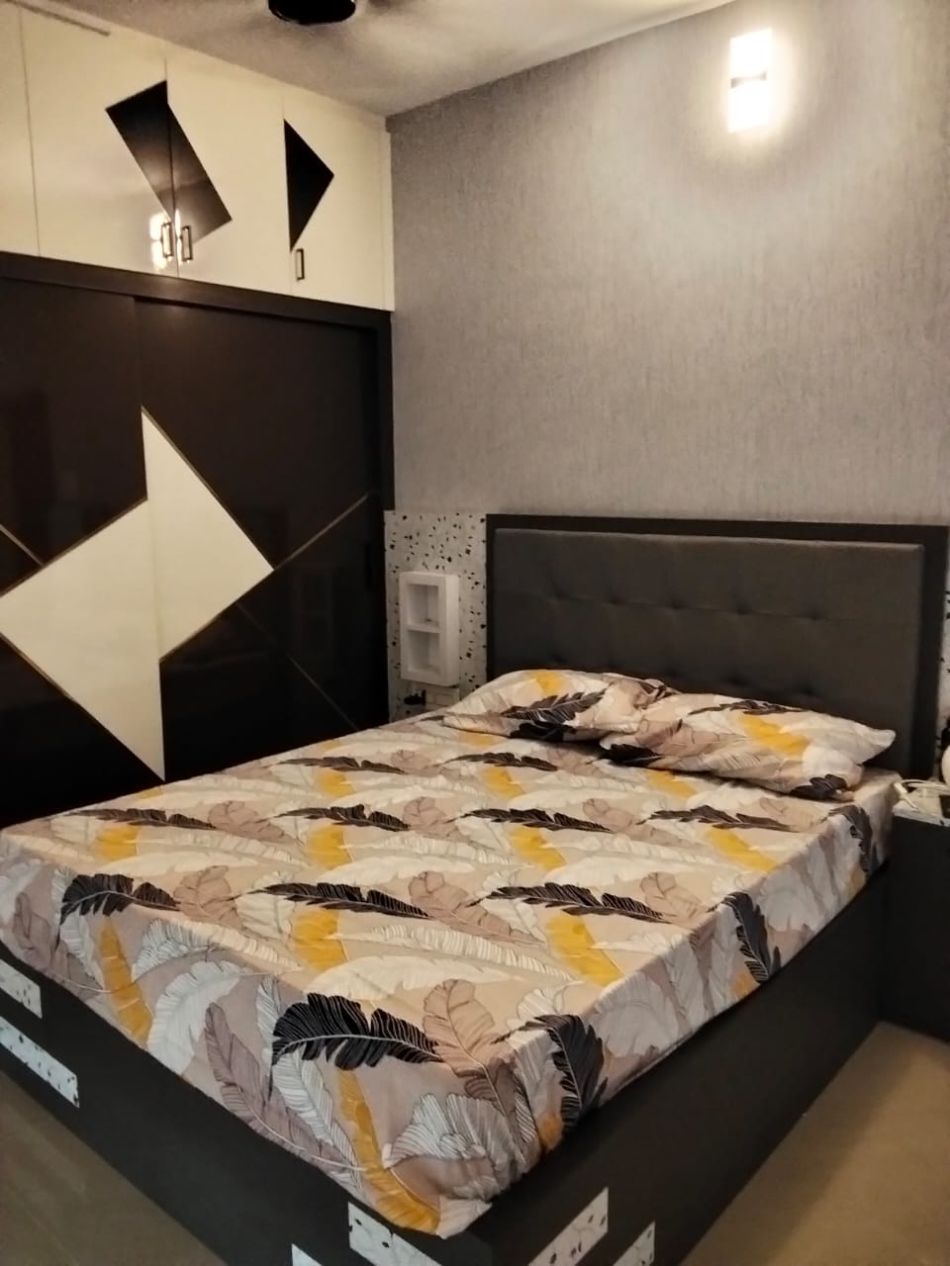 House / Villa For Sale