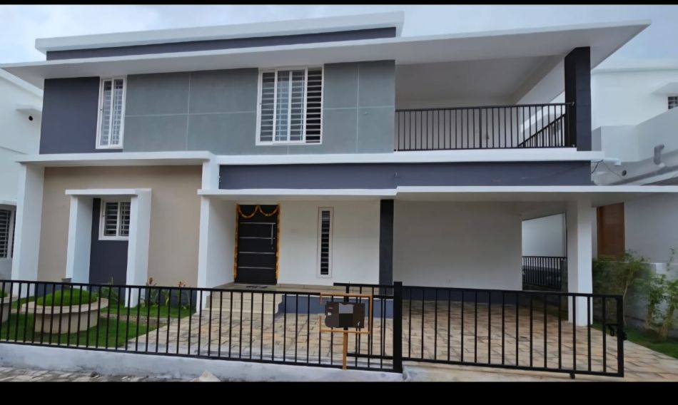 House / Villa For Sale