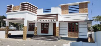 10 Cent House / Villa for Sale at Kalady Budget - 7800000 Total