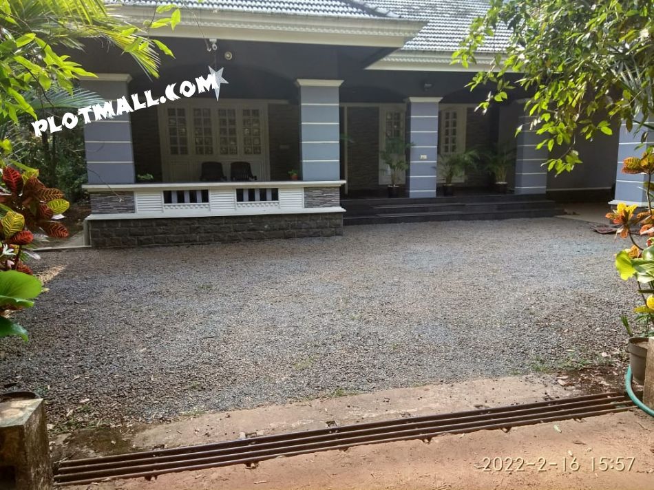 House / Villa For Sale