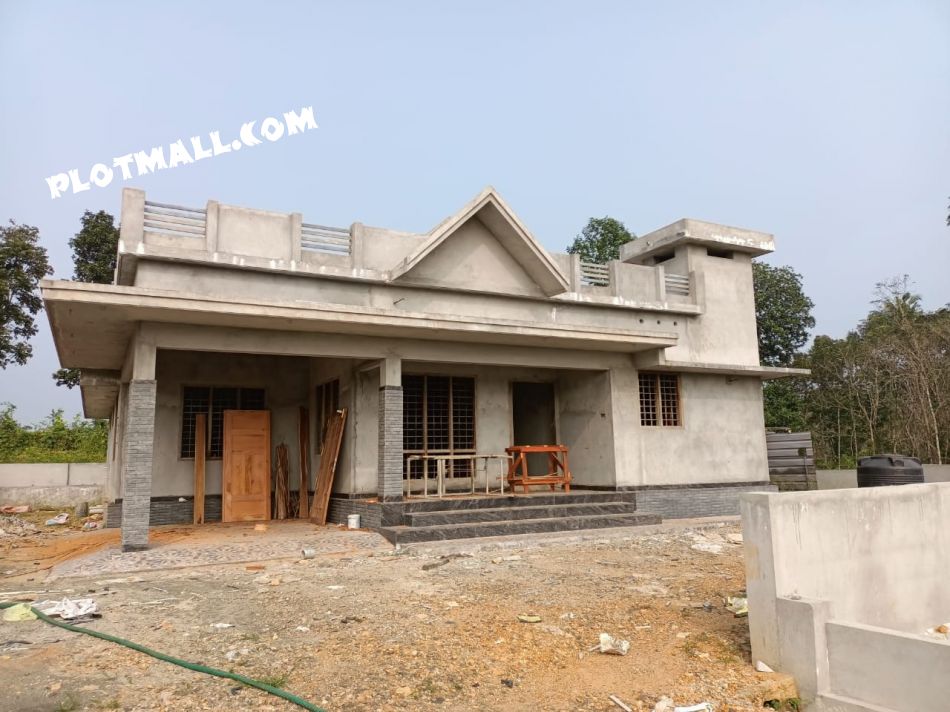 House / Villa For Sale