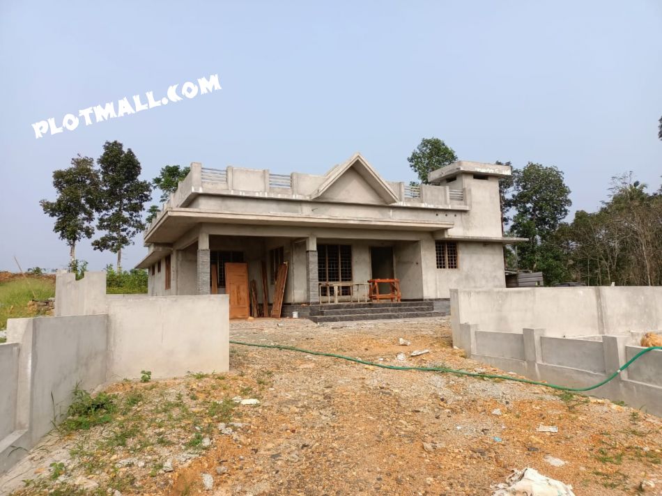 House / Villa For Sale