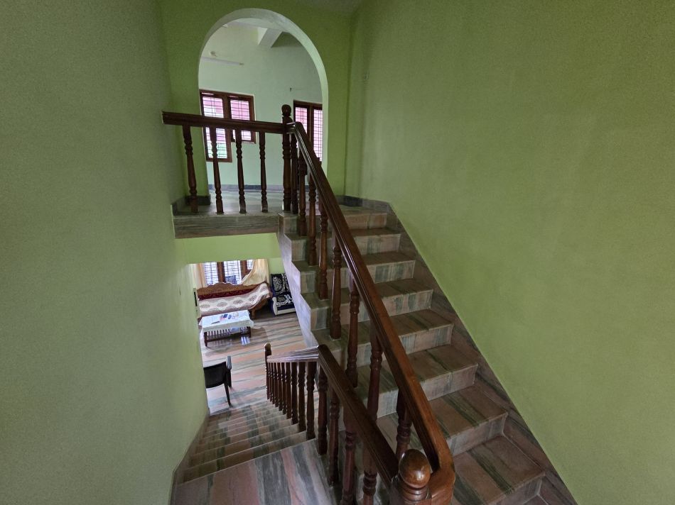 House / Villa For Sale