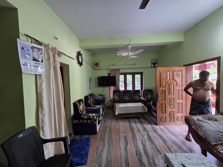 House / Villa For Sale