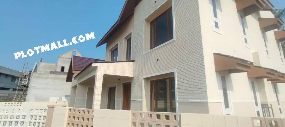House / Villa For Sale