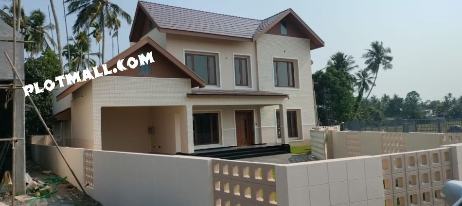 House / Villa For Sale