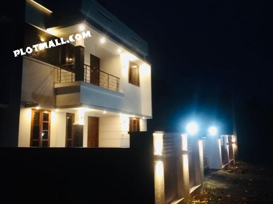 House / Villa For Sale