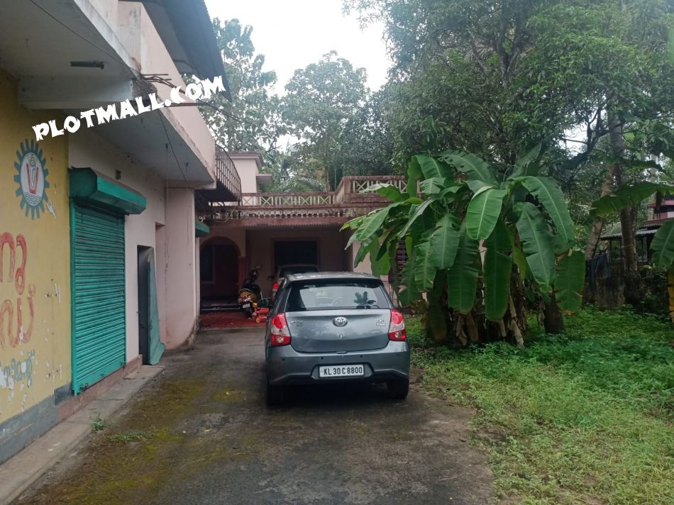 House / Villa For Sale