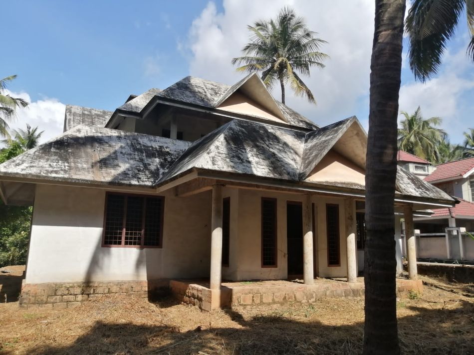 House / Villa For Sale