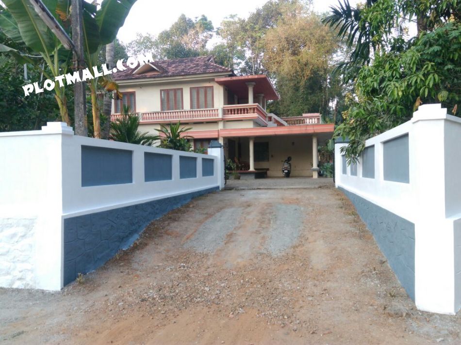 House / Villa For Sale