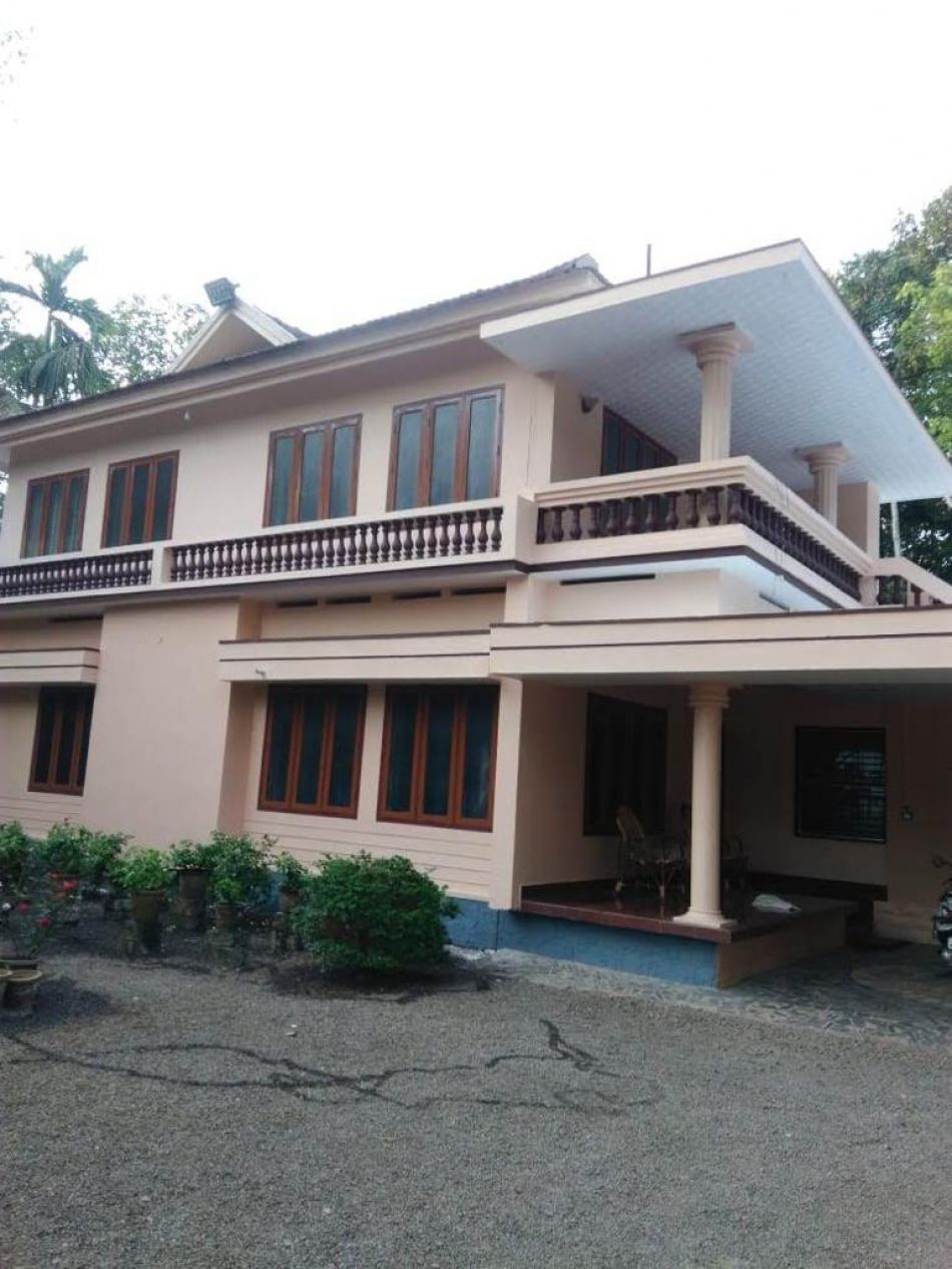House / Villa For Sale
