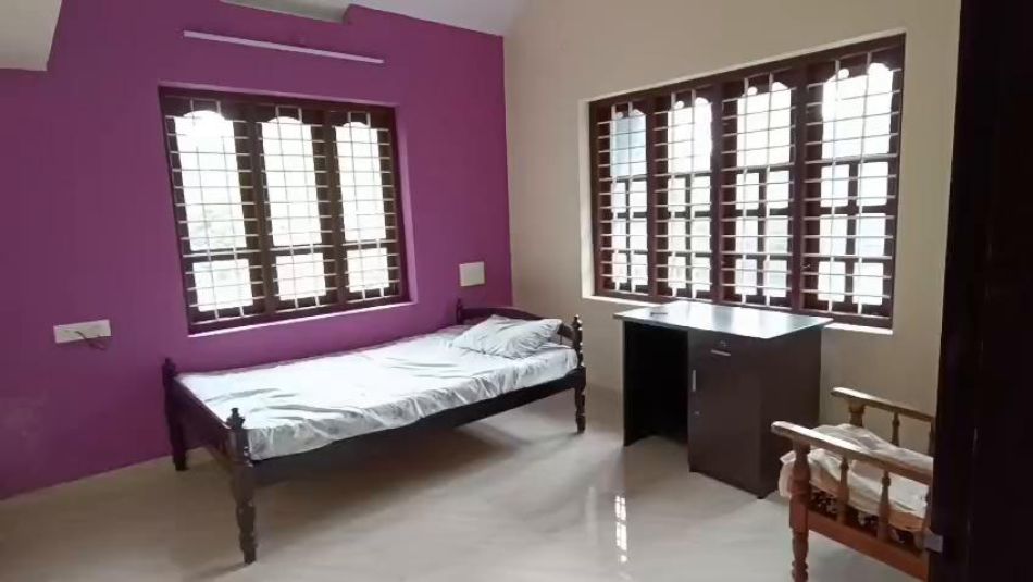 House / Villa For Sale