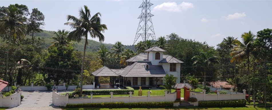 House / Villa For Sale