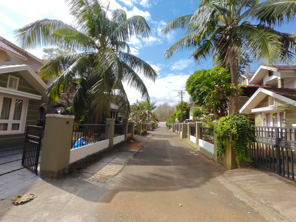 House / Villa For Sale