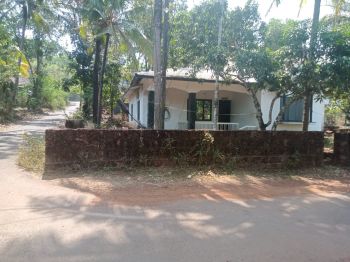 17 Cent House / Villa for Sale at Pallikunnu Budget - 4500000 Total