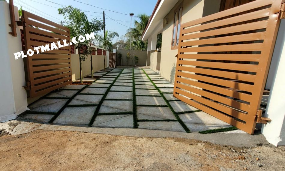 House / Villa For Sale