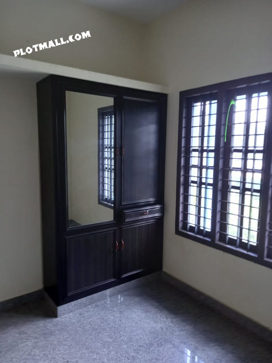 House / Villa For Sale