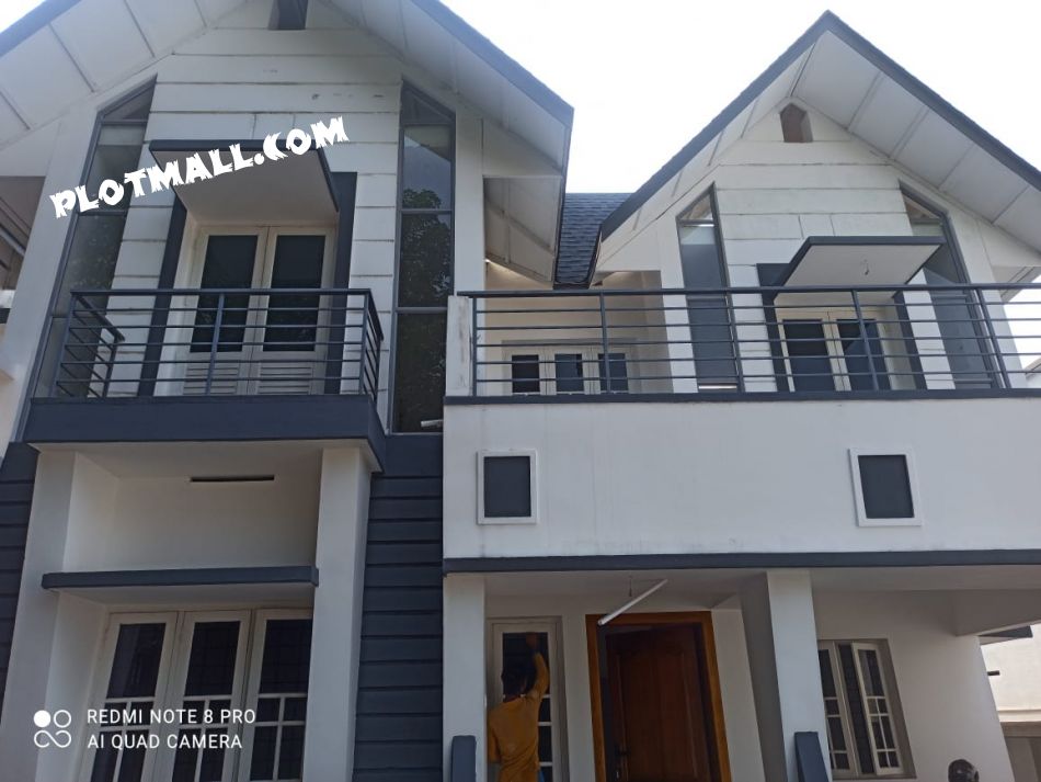 House / Villa For Sale