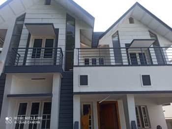 4.5 Cent House / Villa for Sale at Thiruvankulam Budget - 6600000 Total