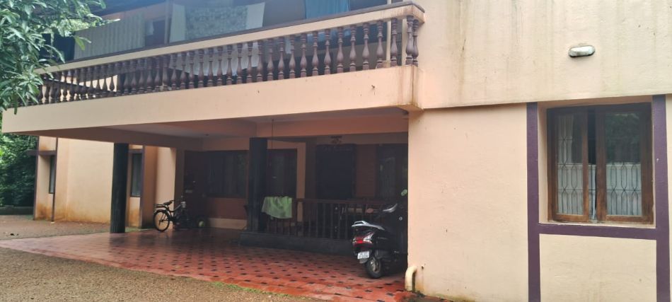 House / Villa For Sale