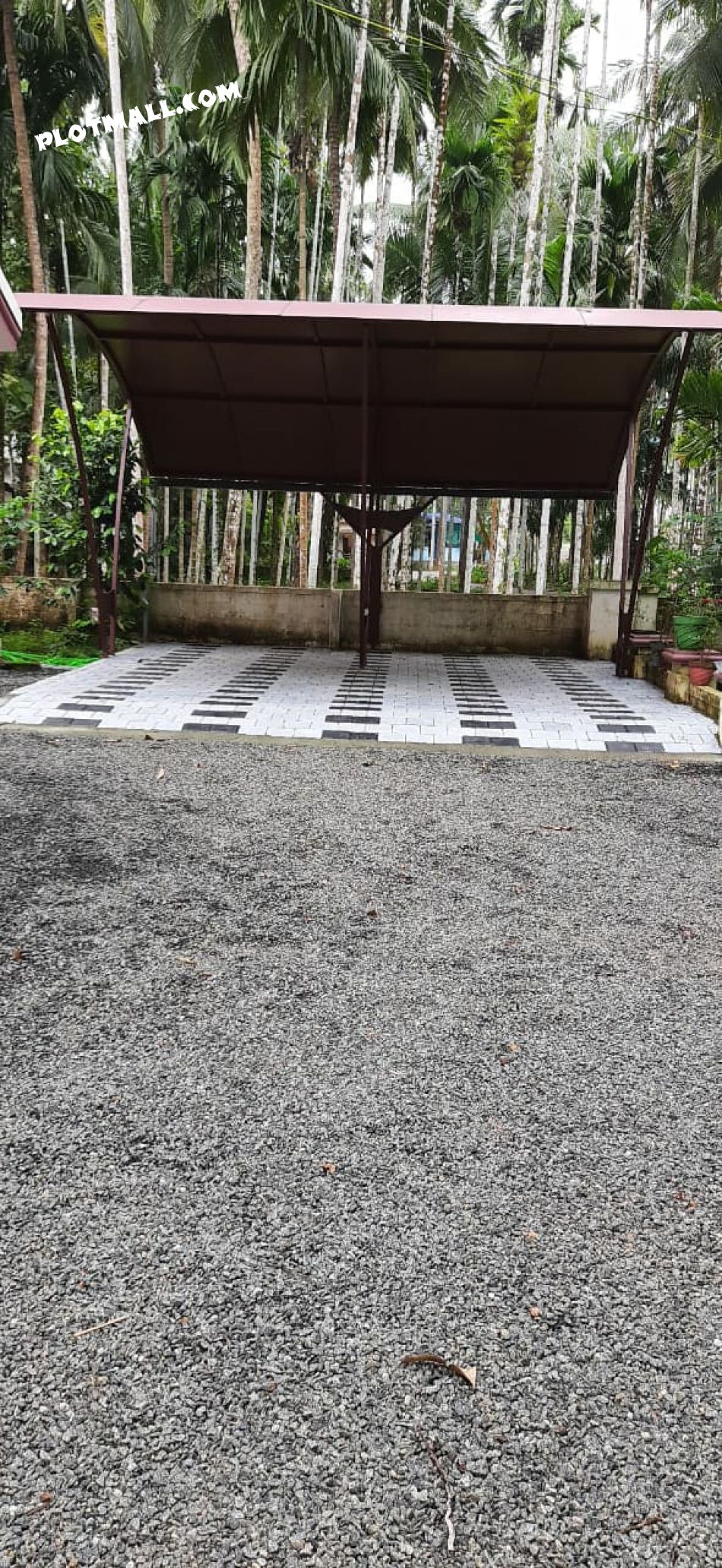 House / Villa For Sale