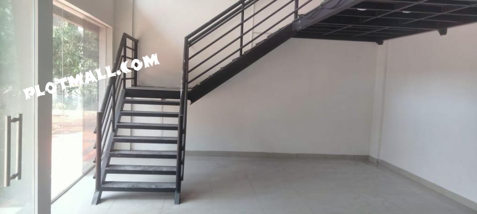 Shop / Showroom For Rent