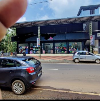 1000 Sq-ft Shop / Showroom for Sale at Perumanna Klari Gramapanchayat Budget - 1000000 Total