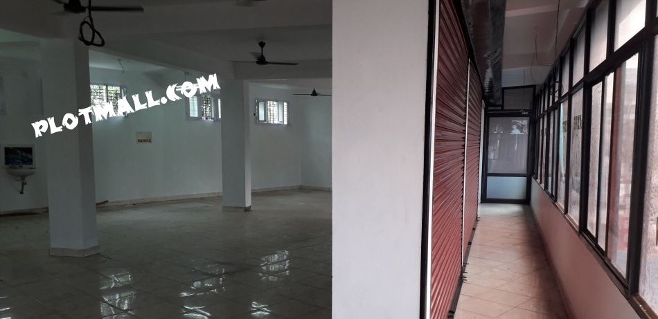 1300 Sq-ft Shop / Showroom for Rent at Thiruvananthapuram Budget - 56 Sq-ft
